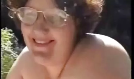 فتاة أمي موقع سكس خالات
