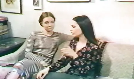 إذا افلام سكس محارم نار اليد على الورك