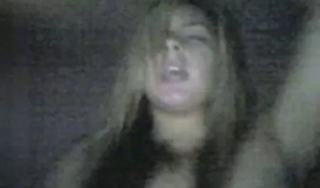 اثنين من الأشياء الغبية موقع سكس محارم مترجم عربي كل الفتات ، كرجل
