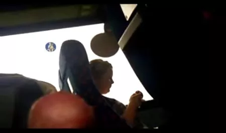 الزوجة تأخذ حماما. موقع افلام سكس امهات