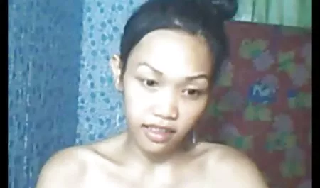 الملابس ولعب الأطفال وأكثر من سكس اخوات مترجم ذلك بكثير زلوتي.