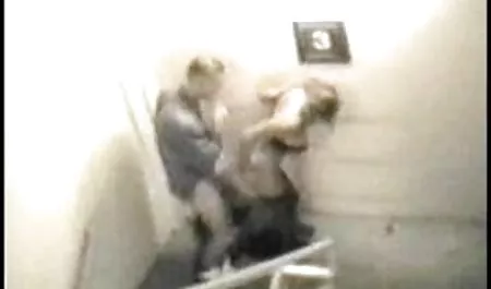 شقراء مع كبير الثدي شقراء سكس امهات عربي جديد الحصول على الوجه