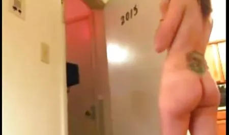الجلوس على المرحاض رسالة بسيطة المرأة مقاطع سيكس محارم العامة