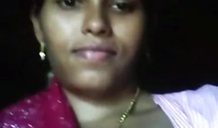 Tinka الثدي جميلة الثدي تيك امهات في منتصف اليوم الحلقة 04