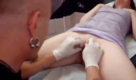 الأم مع كبير سكس اخوه مترجم عربي الثدي اليقطين لذيذة رسوم رمزية...